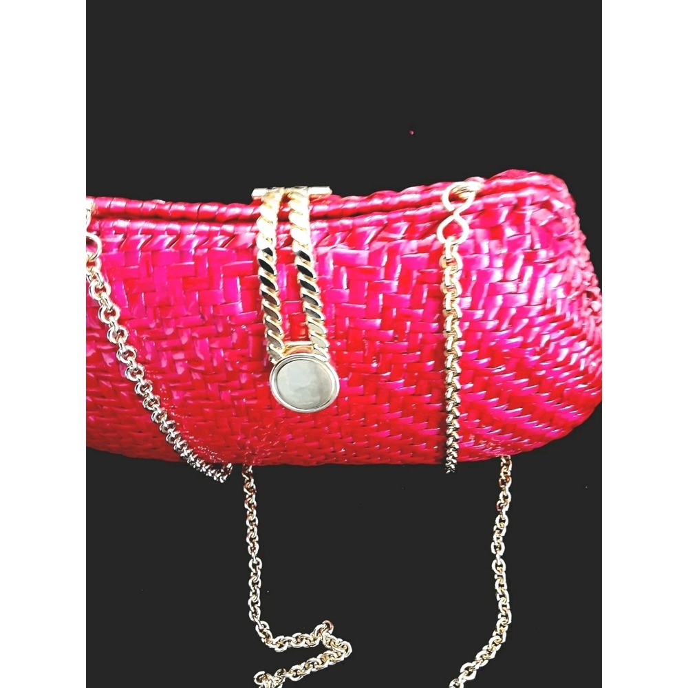 Willow Purse Handbag Pink Wicker Gold Tone Chain Hardware 9x3x6 Hong Kong
